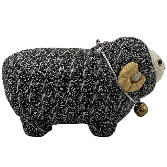 Lot of 2 Japanese Kimekomi Sheep Goat Ram Chinese Zodiac Figurine Doll 4.5" - Picture 6 of 13